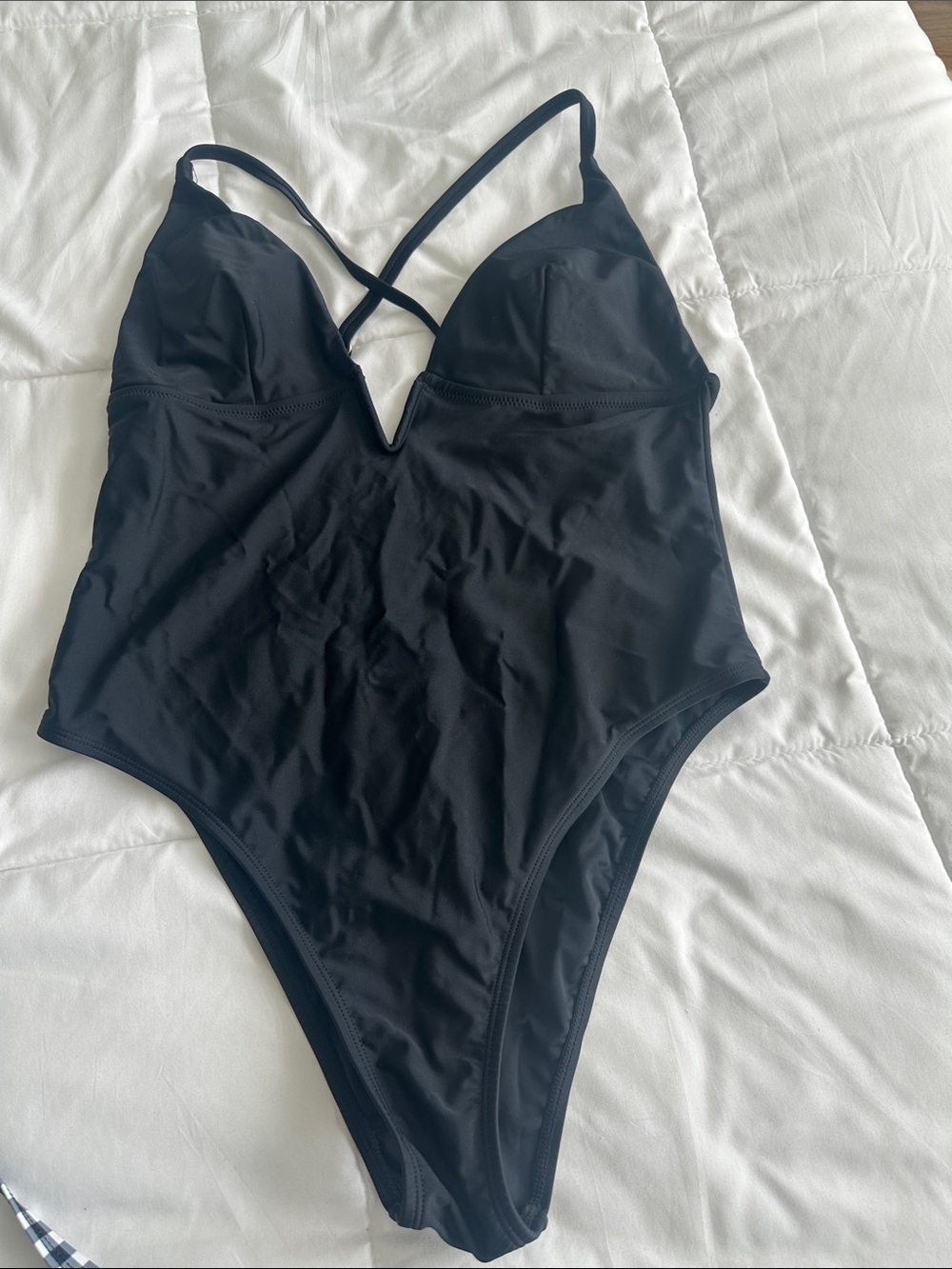 Cupshe Black One-Piece Swimwear with Crisscross Straps
